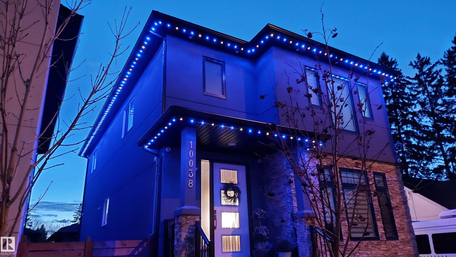 Property Photo:  10038 142 Street NW  AB T5N 2N5 