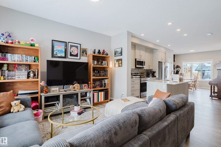 Property Photo:  7056 181 Avenue NW  AB T5C 0L6 