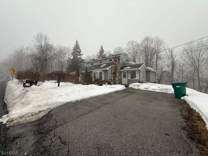 Property Photo:  38 Highland Lakes Rd  NJ 07462 
