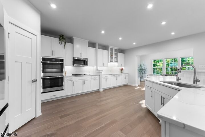 Property Photo:  58 Oakwood Blvd  NJ 08827 