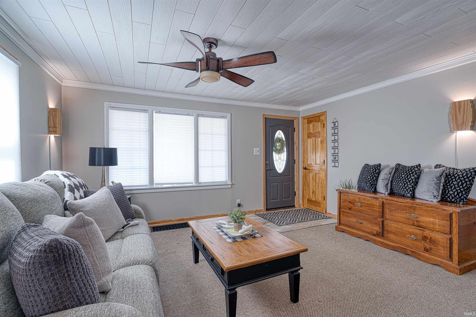 Property Photo:  220 S Tekoppel Avenue  IN 47712 