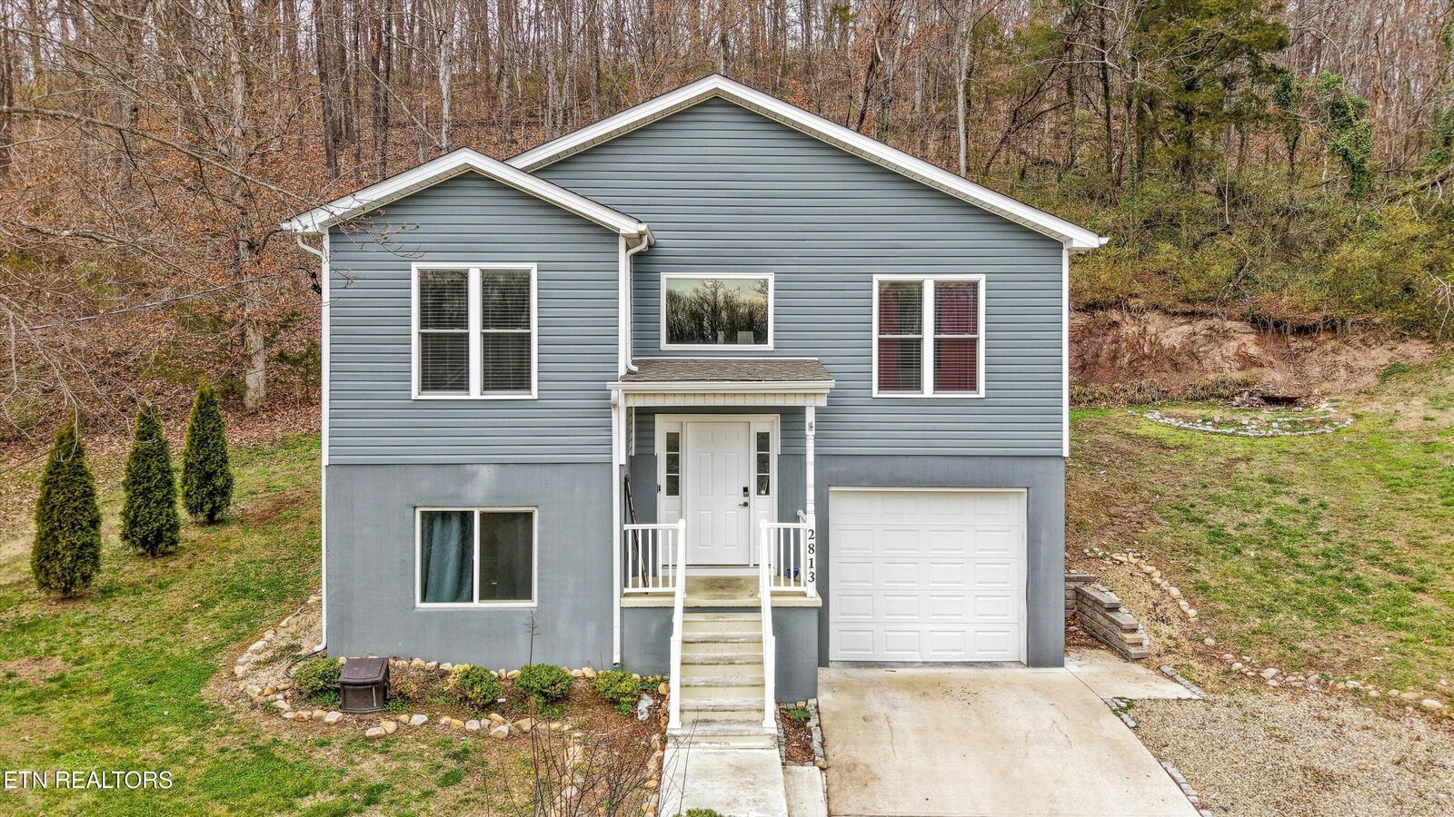 Property Photo:  2813 Greenway Drive  TN 37918 