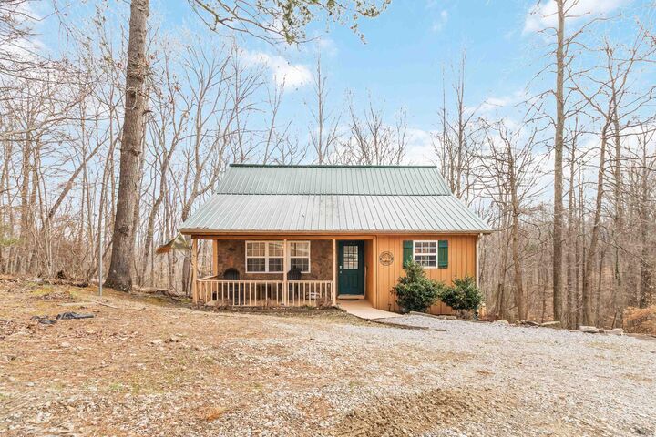 Property Photo: 214 Enchanted Forest Way KY 42519