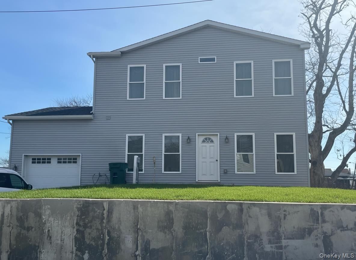 Property Photo:  126 Trafalgar Drive  NY 11967 