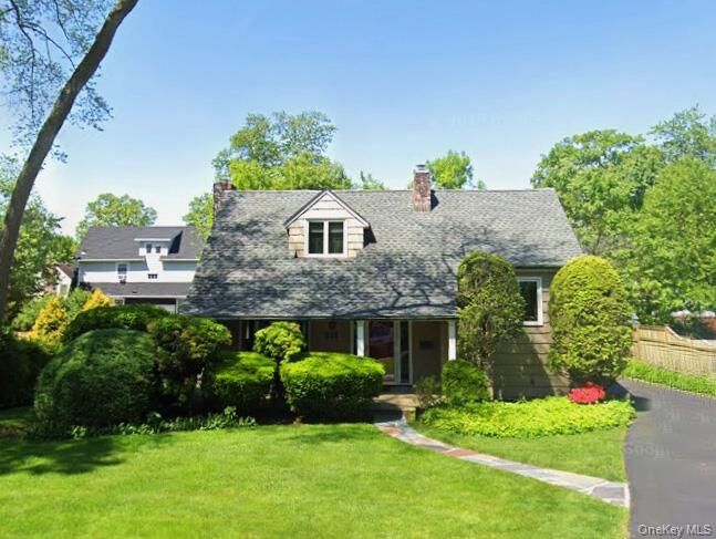 Property Photo:  211 Davis Avenue  NY 10605 