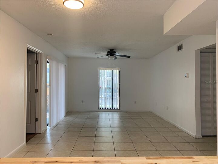 Property Photo:  4106 Ashford Green Place 102  FL 33613 