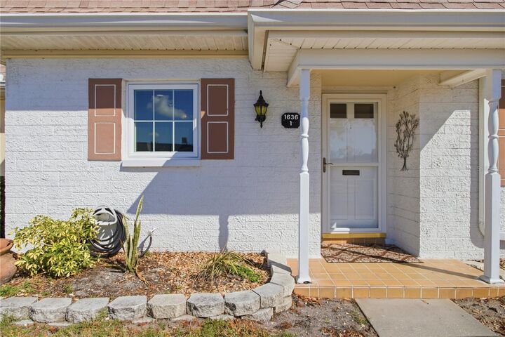 Property Photo:  1636 S Lake Avenue 1  FL 33756 