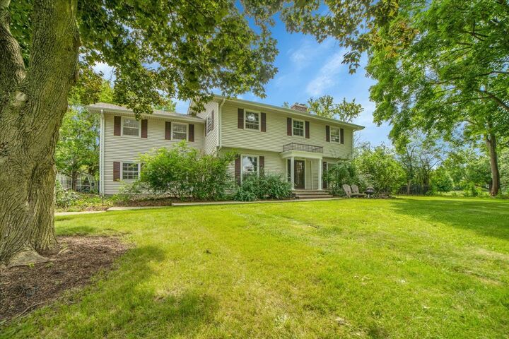 Property Photo: 3N011 Morningside Avenue IL 60185