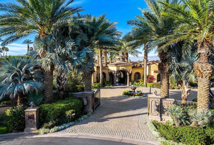 Property Photo:  14 Strauss Terrace  CA 92270 