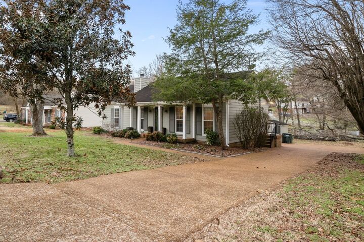 Property Photo:  7116 Bay Cove Trl  TN 37221 