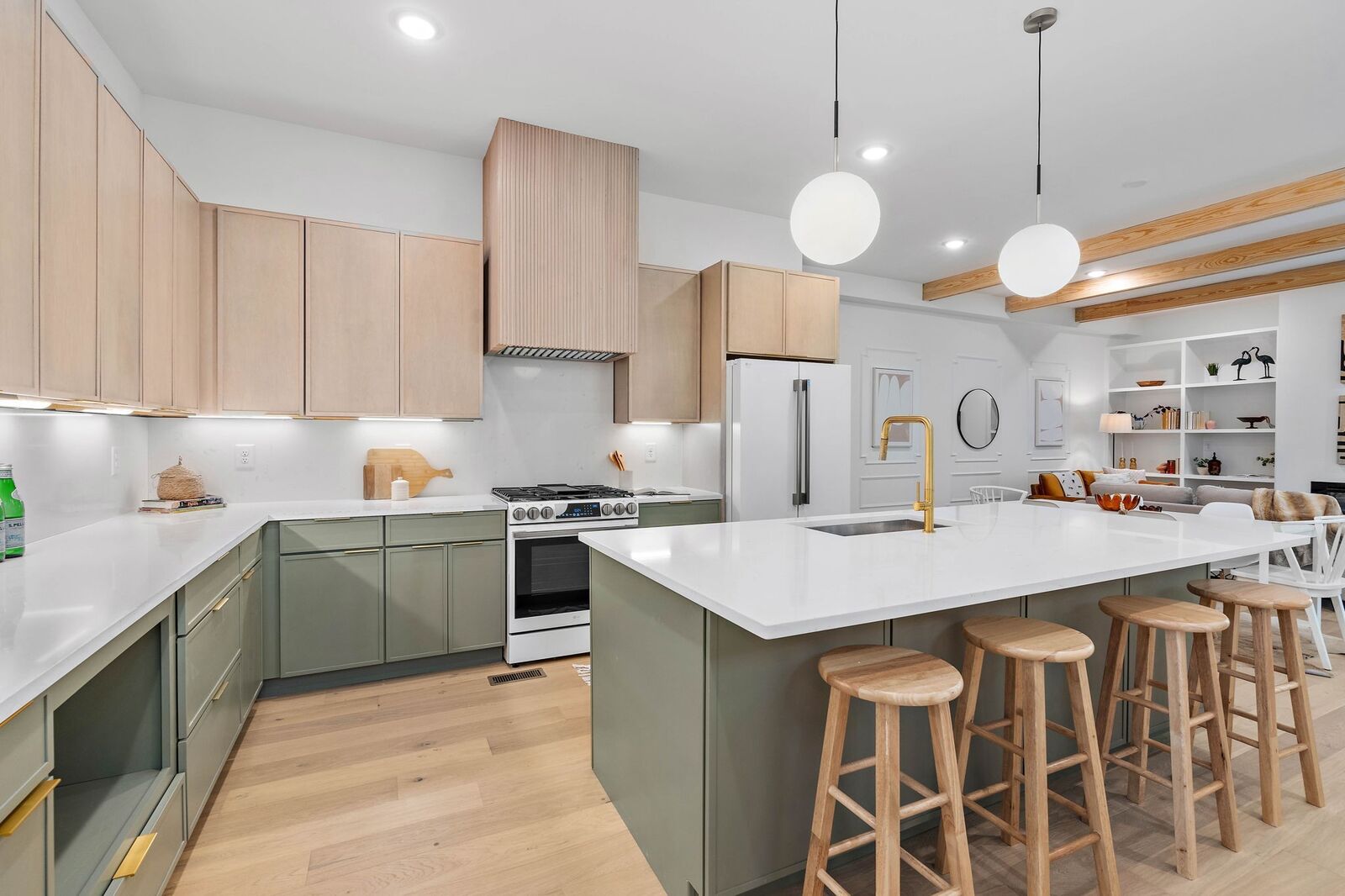 Property Photo:  1418A Boscobel St  TN 37206 