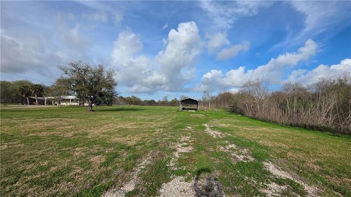 Property Photo:  Highway 23 (Parcel 1690459)  LA 70041 