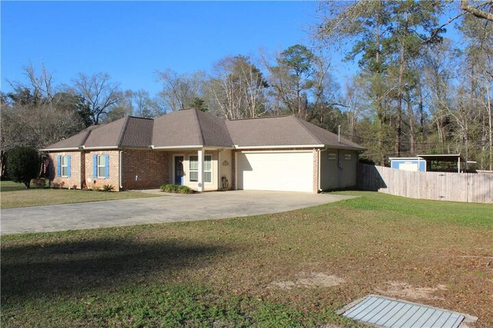 Property Photo:  20278 Green Acres Drive  LA 70401 