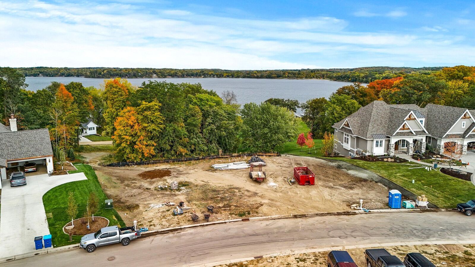 Property Photo: 4946 Bridgevine Way MN 55359