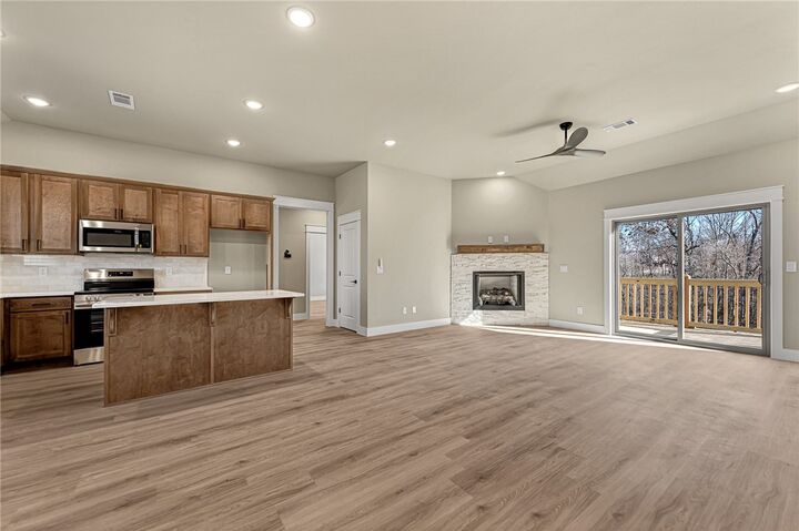 Property Photo:  5 Cotherstone Lane  AR 72715 