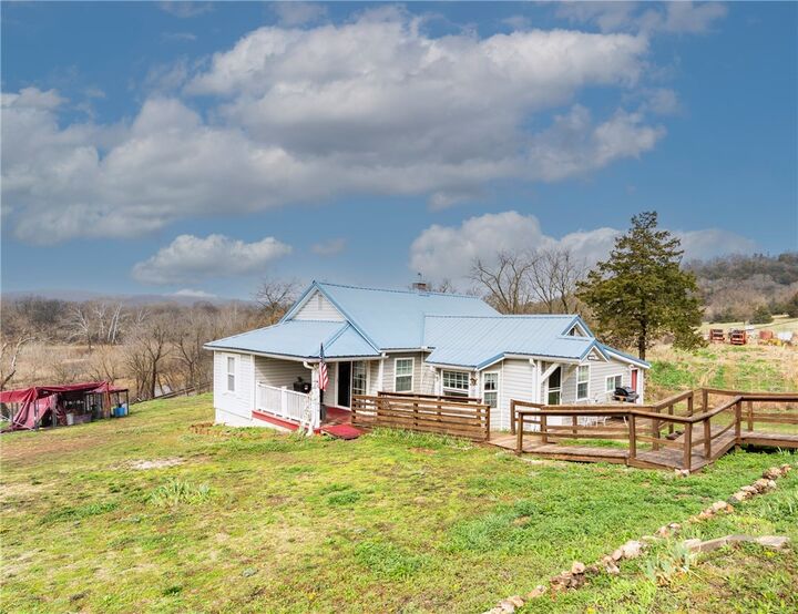 Property Photo:  1262 N 59 Highway  AR 72768 
