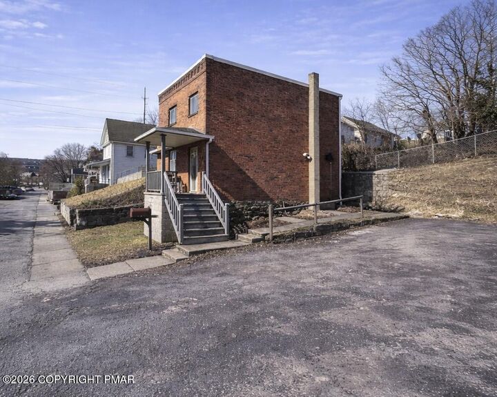 Property Photo:  333 E Elm Street  PA 18505 