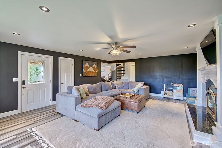 Property Photo:  6518  Cady Road  WA 98202 