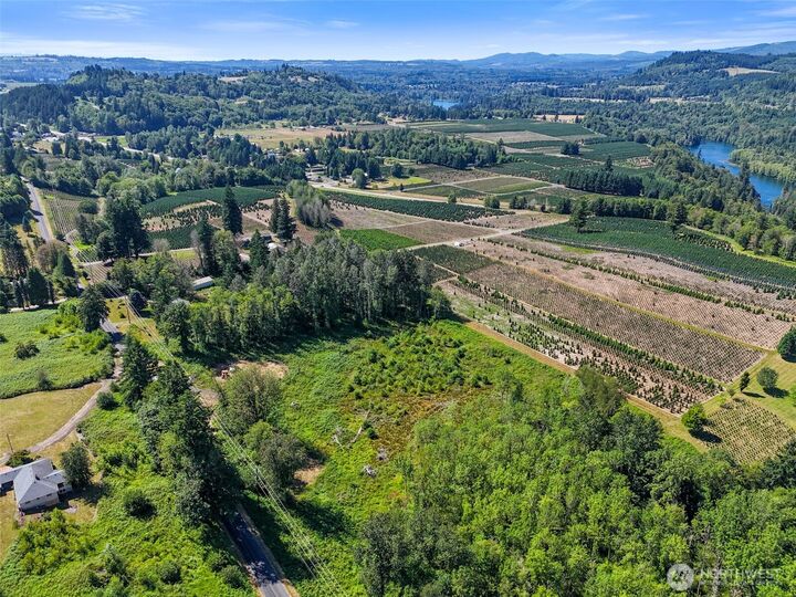 Property Photo:  233  Young Road  WA 98564 