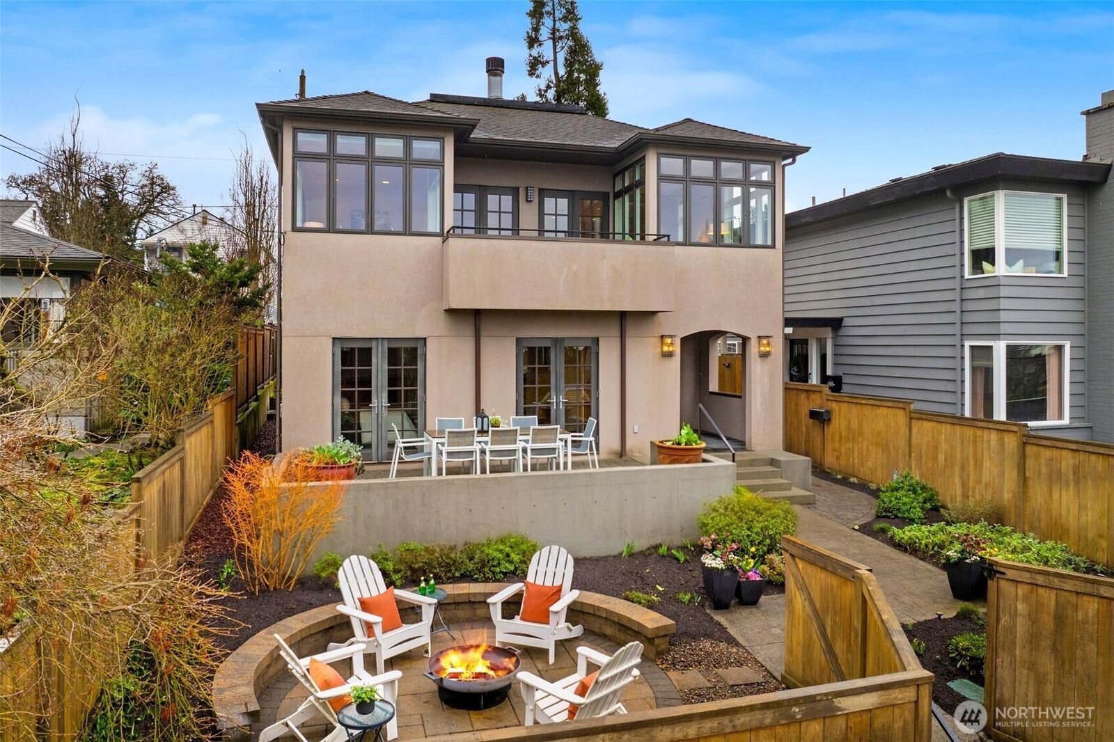 Property Photo:  3773 SW Grayson Street  WA 98126 
