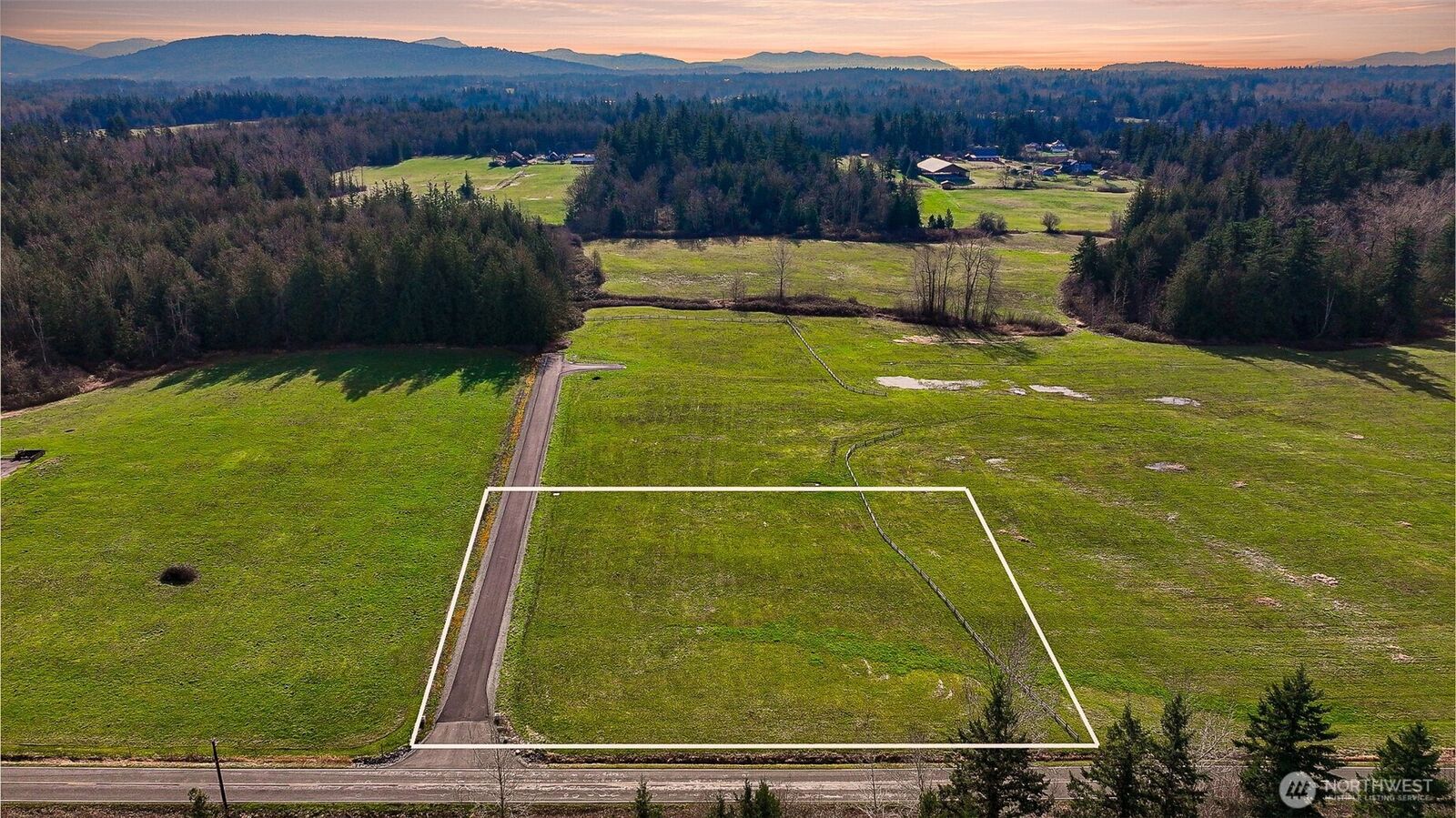 Property Photo:  1375  Ten Mile Road  WA 98247 