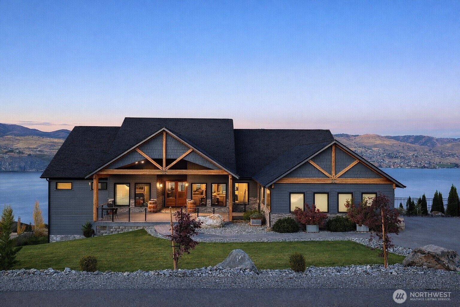 Property Photo:  149  Clos Chevalle Road  WA 98816 