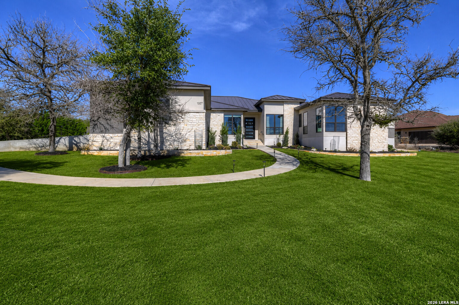 Property Photo: 1327 Via Principale TX 78132