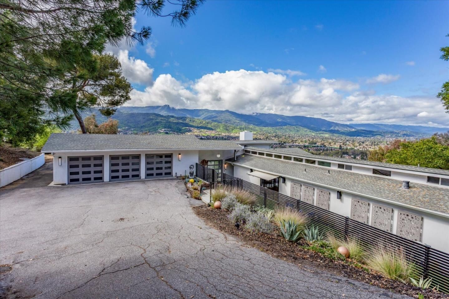 Property Photo: 20550 Buena Monte Drive CA 95120
