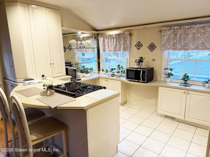 Property Photo:  142 Pacific Avenue  NY 10312 