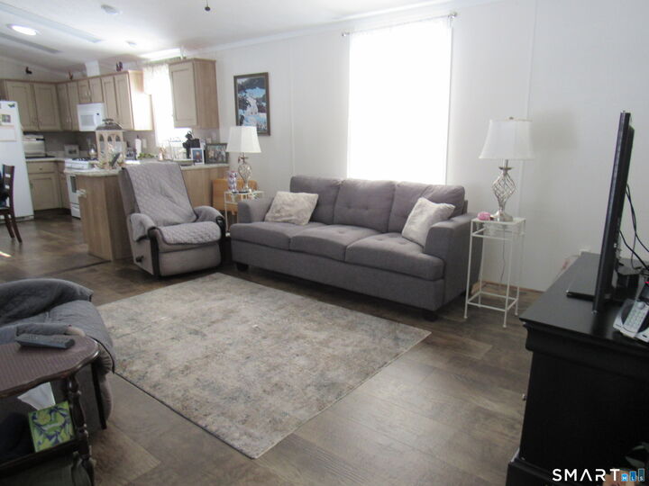 Property Photo:  7 Blueberry Lane  CT 06786 