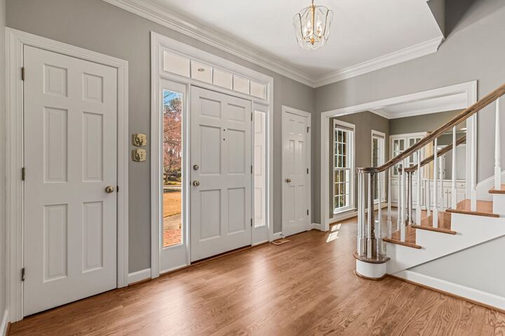 Property Photo:  213 E Woodglen Road  SC 29301 