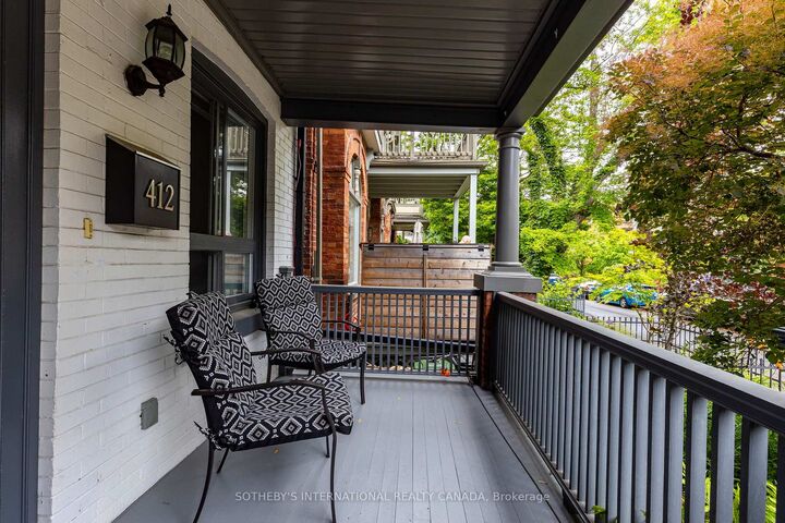 412 Wellesley Street E — photo 1