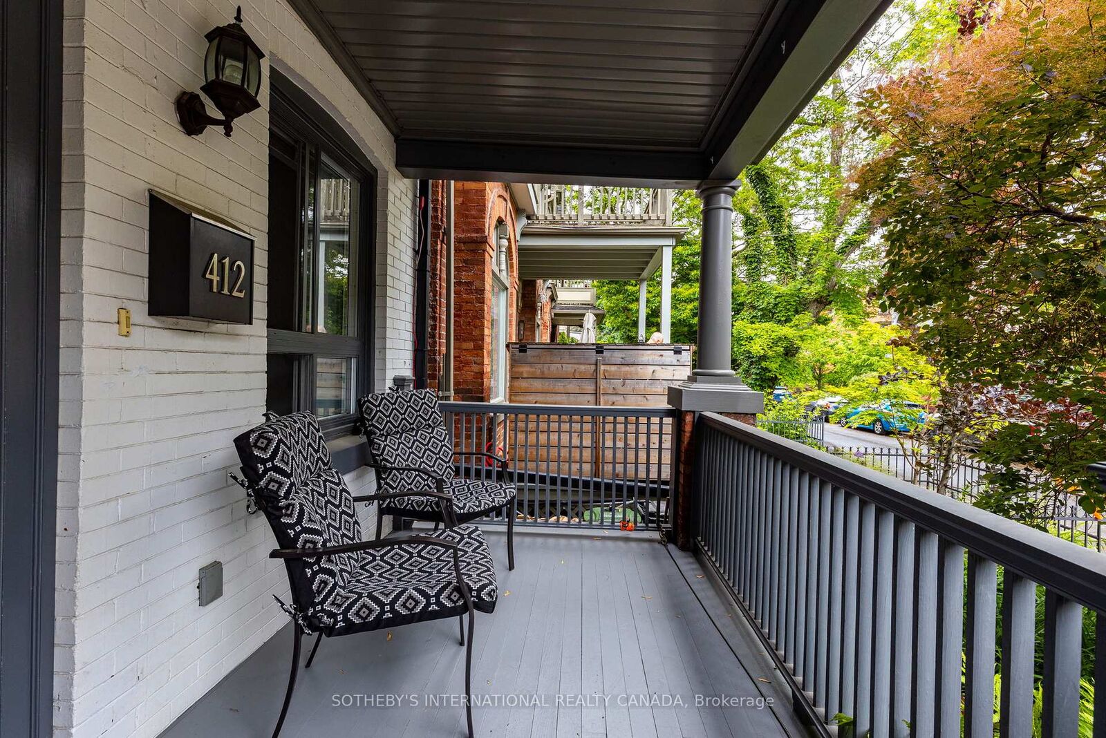 Property Photo: 412 Wellesley Street E ON M4X 1H6