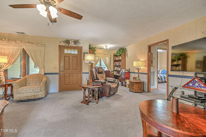 Property Photo:  805 Clairmont Road  TN 37601 