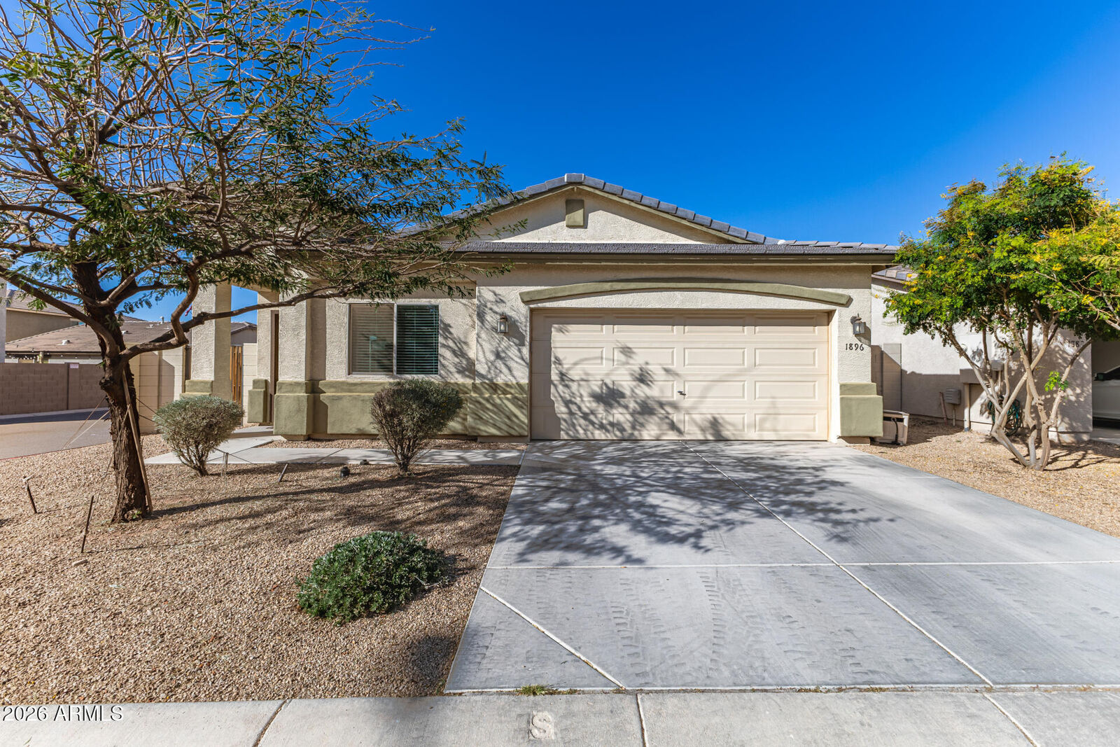Property Photo:  1896 W Road Agent Street  AZ 85120 