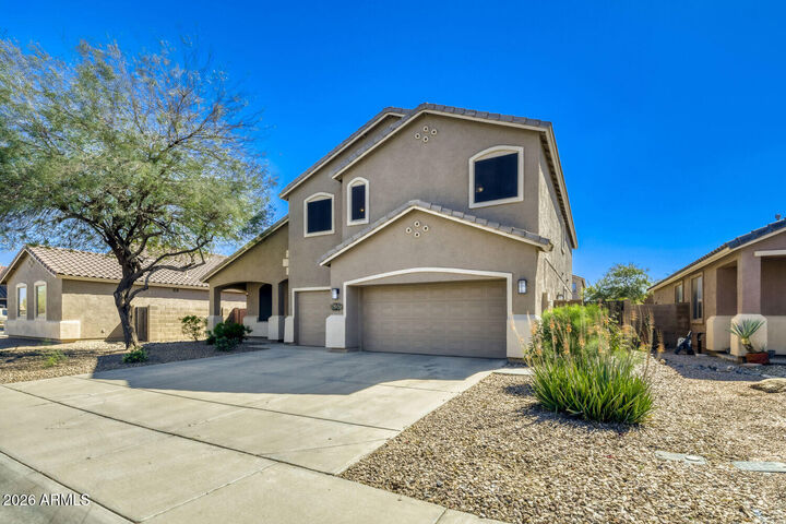 Property Photo:  46065 W Meadows Lane  AZ 85139 