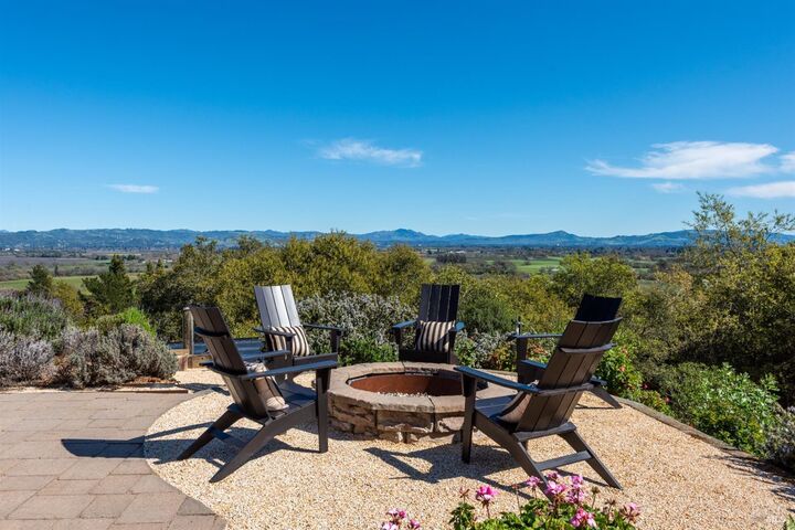 Property Photo:  2405 Lewis Drive  CA 95472 