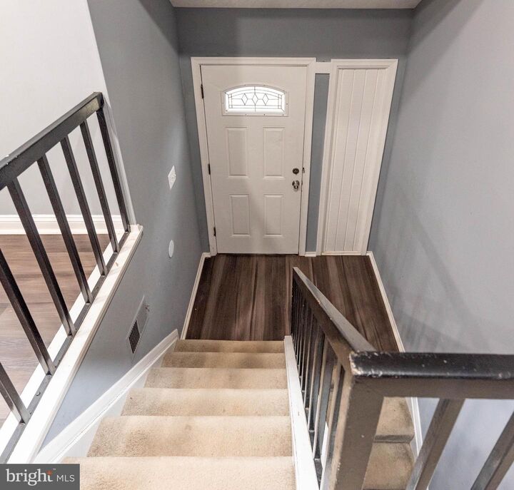 Property Photo:  7332 Mossy Brink Court  MD 21045 