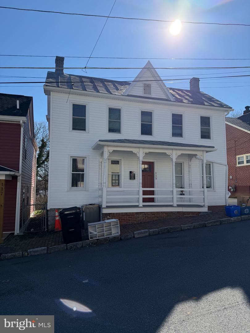 Property Photo:  115 E Monmouth Street  VA 22601 