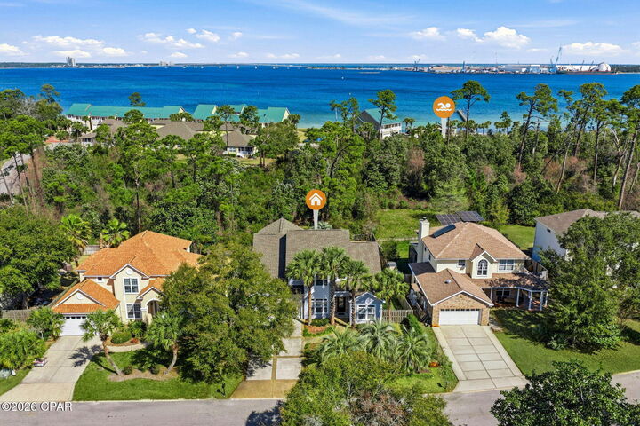 Property Photo:  2527 Pelican Bay Drive  FL 32408 