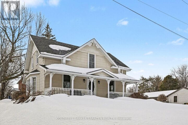 Property Photo:  29 Daniel Street South  ON K7S 2L5 