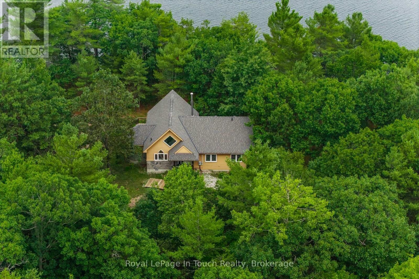 Property Photo: 390 Island 360 Island ON L0K 1S0
