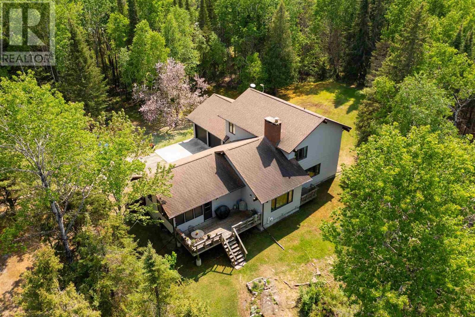 Property Photo: 11A Lebrons Rd, Long Bay, Lake Of The Woods ON P0X 1N0