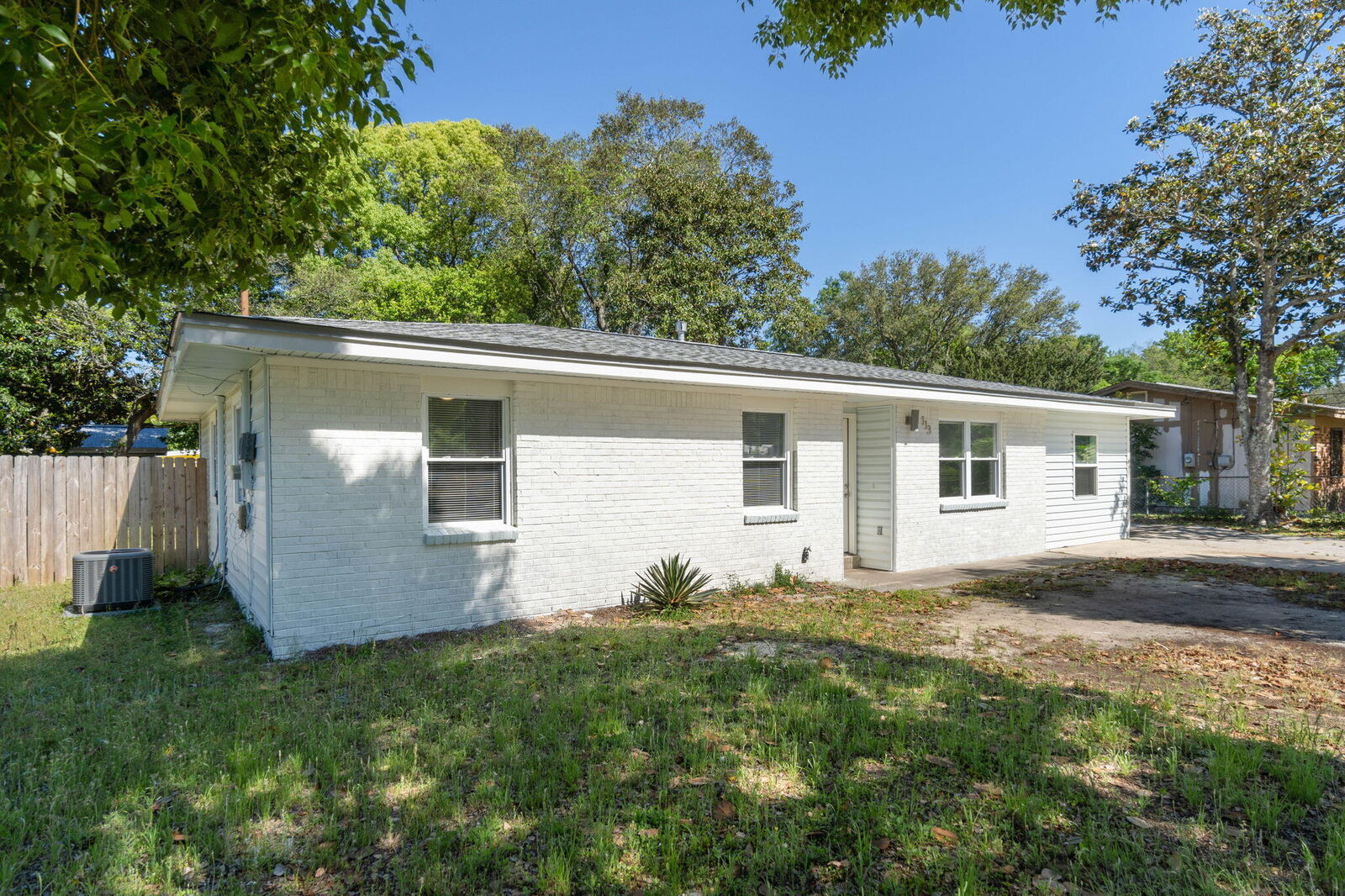 Property Photo:  113 NW Audrey Circle  FL 32548 