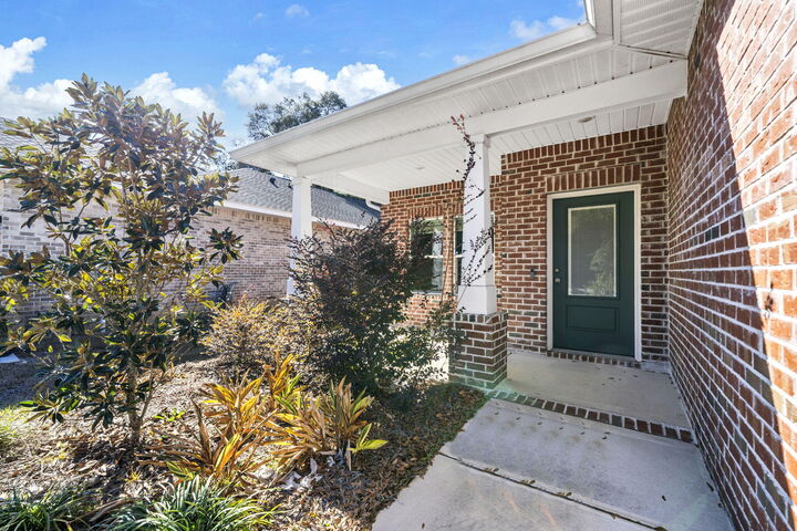 Property Photo: 1436 Hickory Street FL 32578