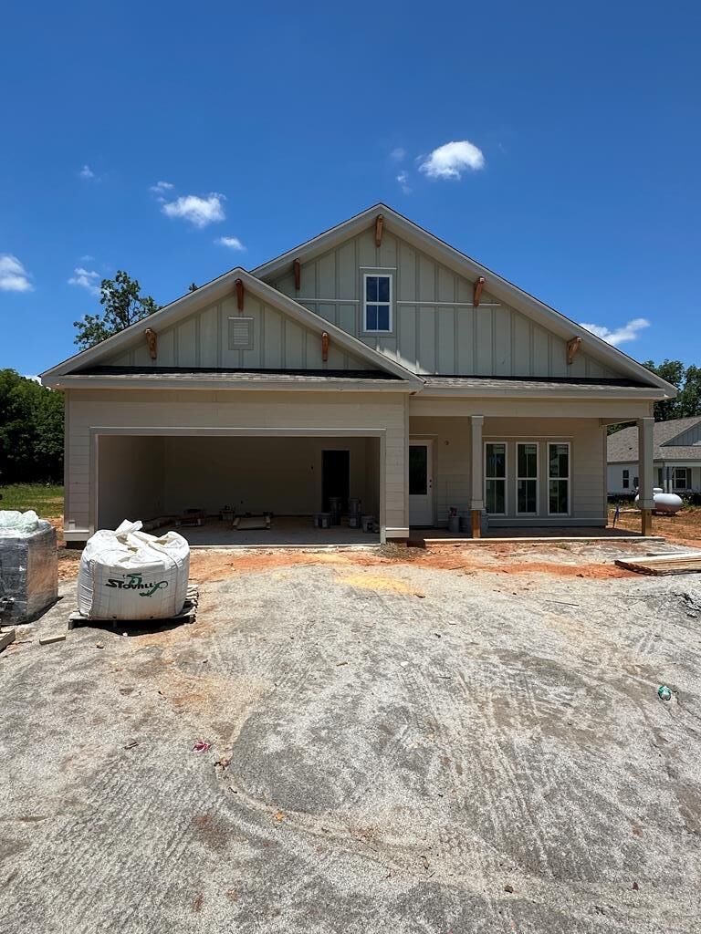 Property Photo:  109 Chinaberry Street  GA 31826 