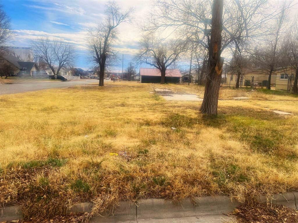 Property Photo: 709 10th Avenue KS 67801
