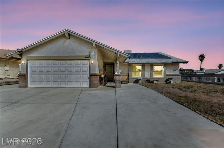 Property Photo: 6400 Starcrest Drive NV 89108