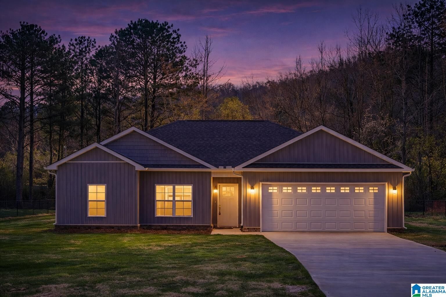Property Photo: 256 Deerfield Circle AL 36207