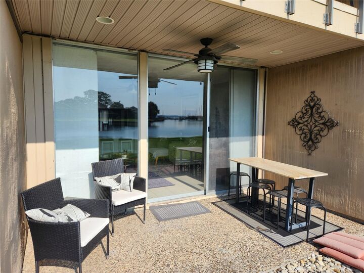 Property Photo: 12600 Melville Drive 123 TX 77356